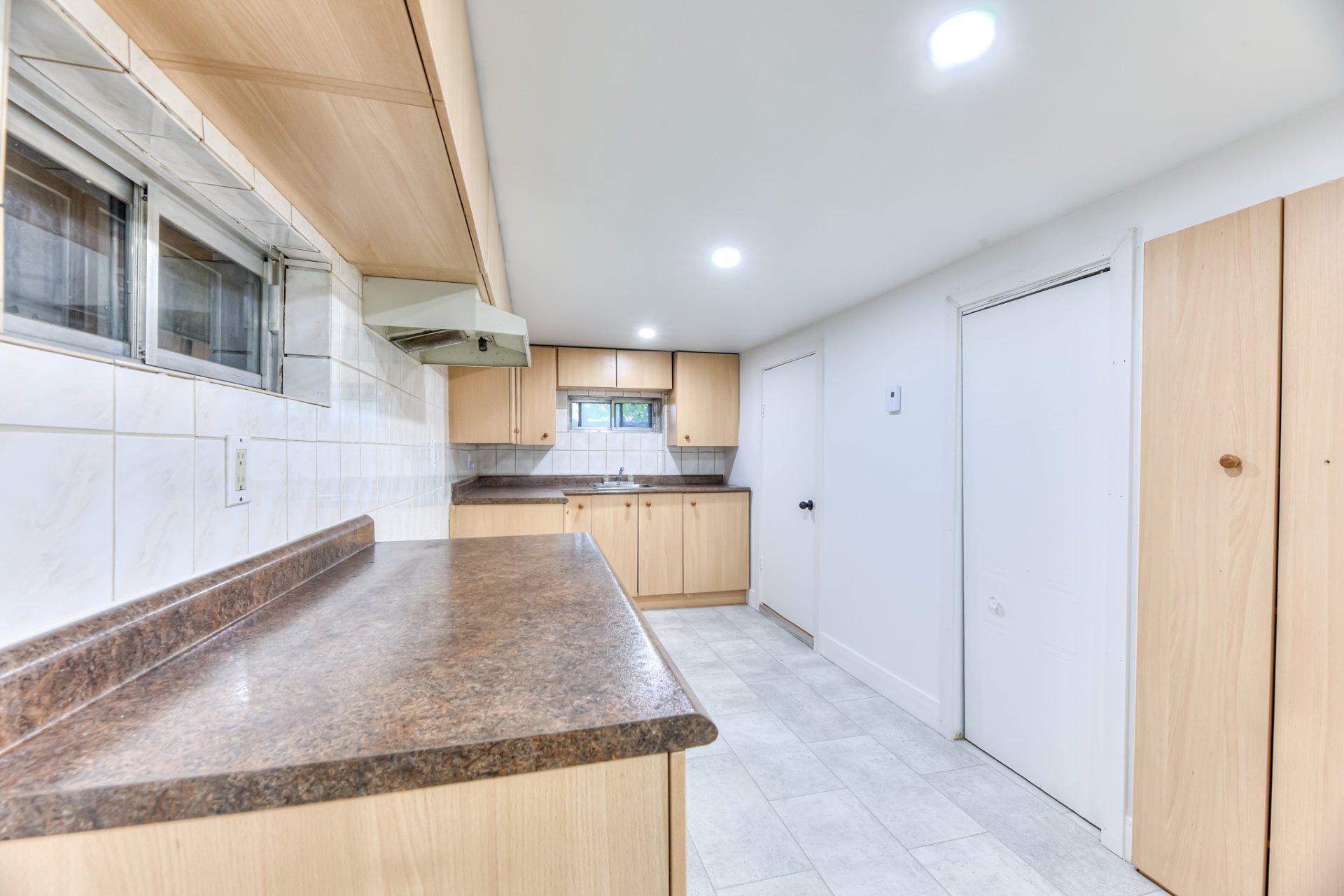 









26B


Rue Louis-Hébert

,
Sainte-Thérèse,




QC
J7E3W5


