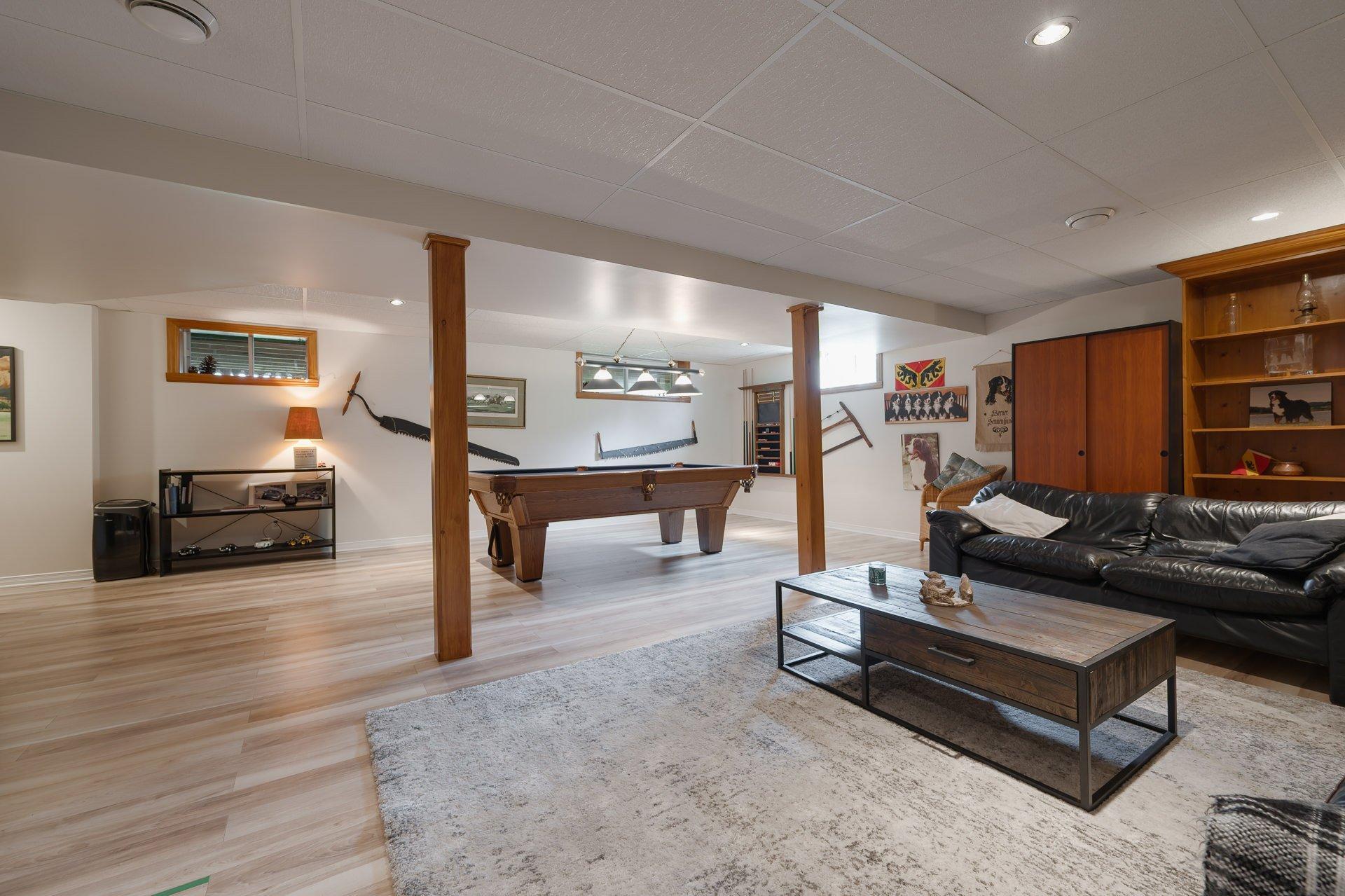 









76Z


Ch. Park

,
Rigaud,




QC
J0P1P0


