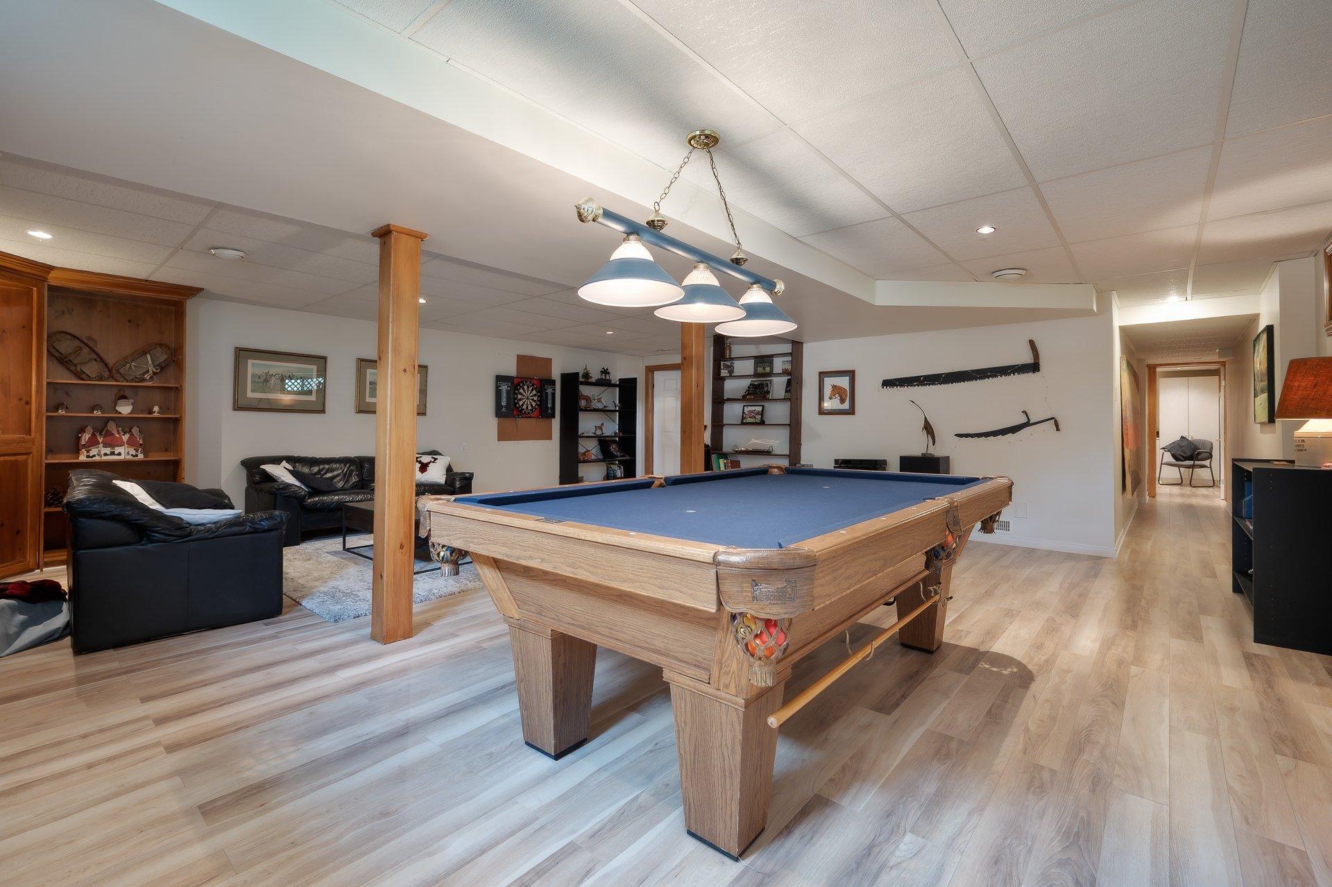 









76Z


Ch. Park

,
Rigaud,




QC
J0P1P0

