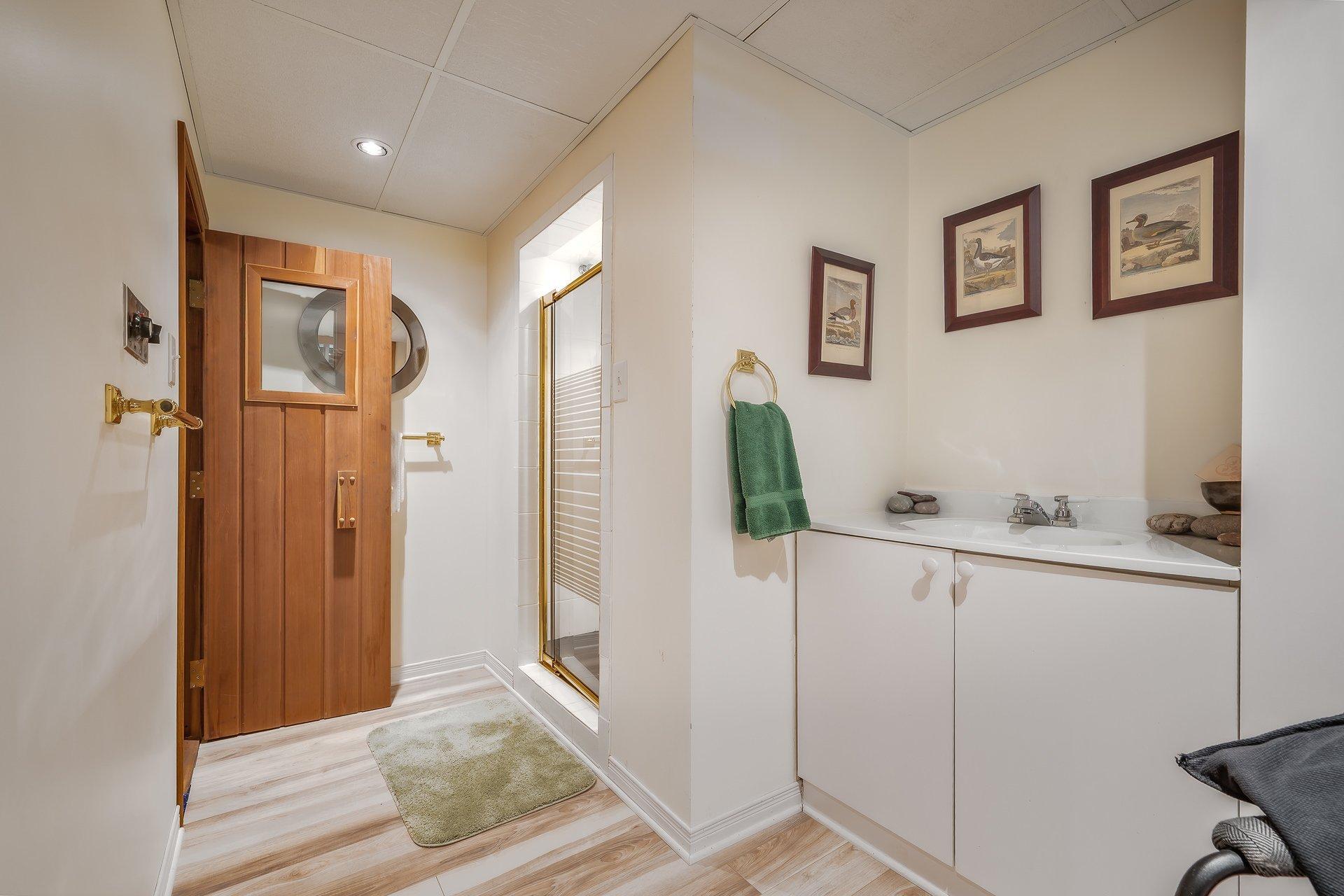 









76Z


Ch. Park

,
Rigaud,




QC
J0P1P0

