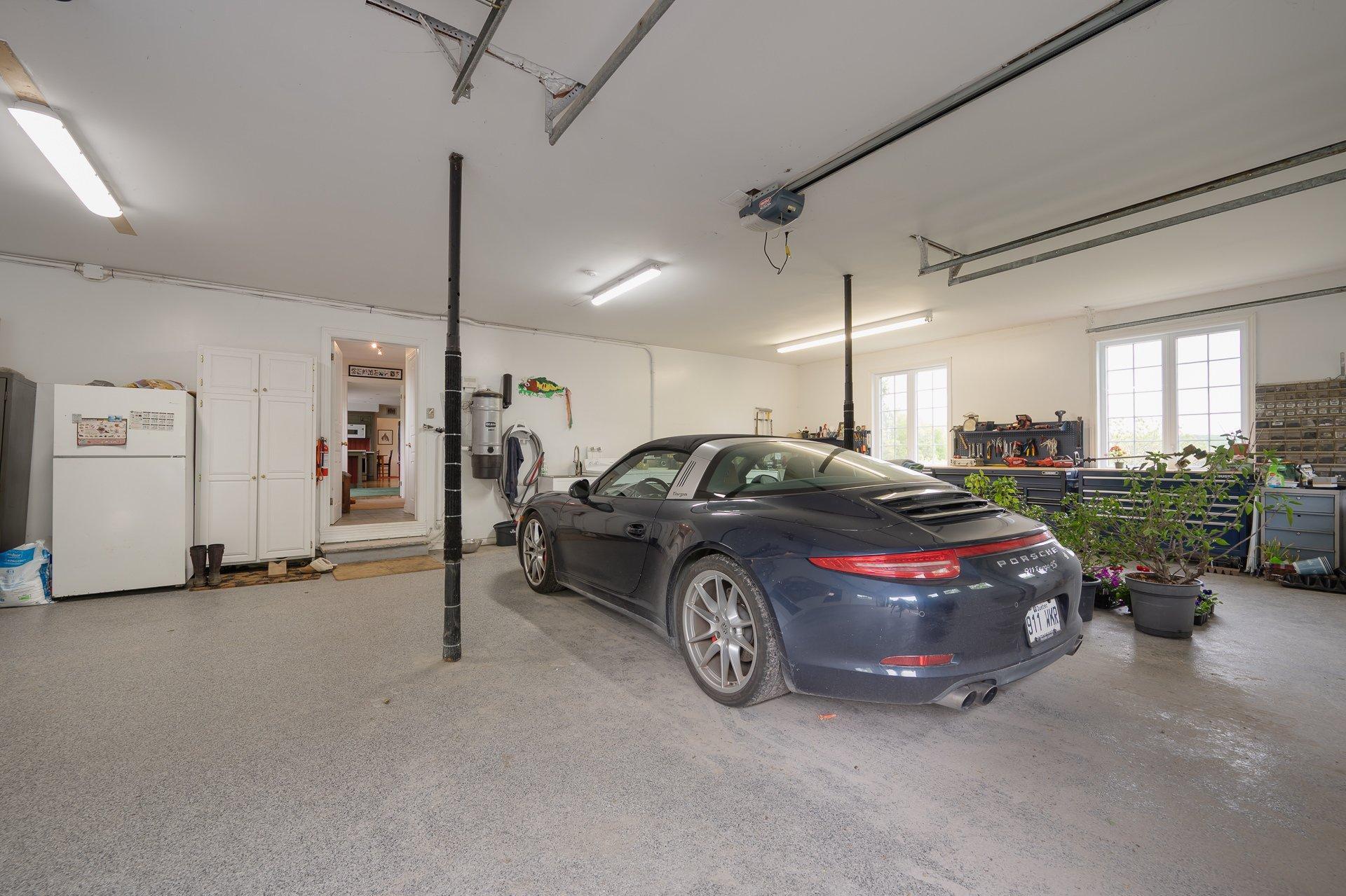 









76Z


Ch. Park

,
Rigaud,




QC
J0P1P0

