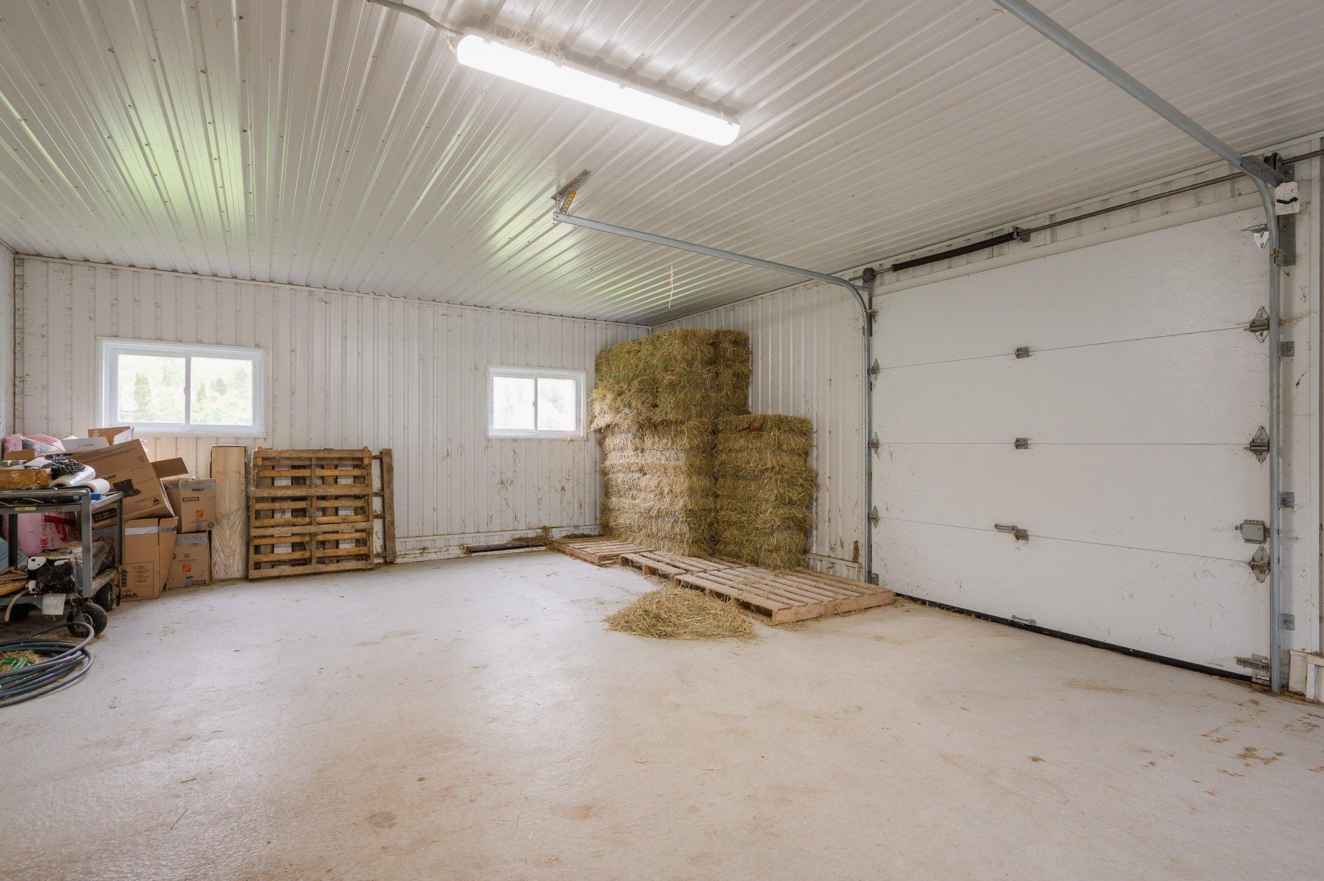 









76Z


Ch. Park

,
Rigaud,




QC
J0P1P0

