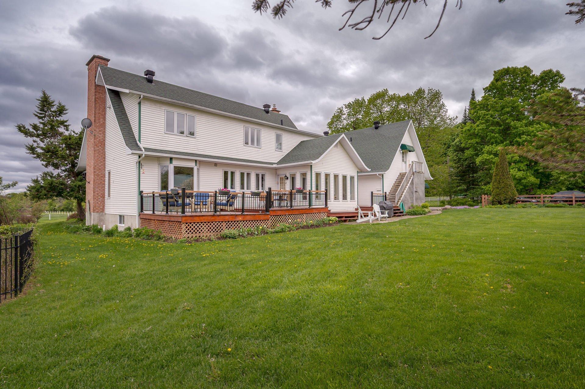 









76Z


Ch. Park

,
Rigaud,




QC
J0P1P0


