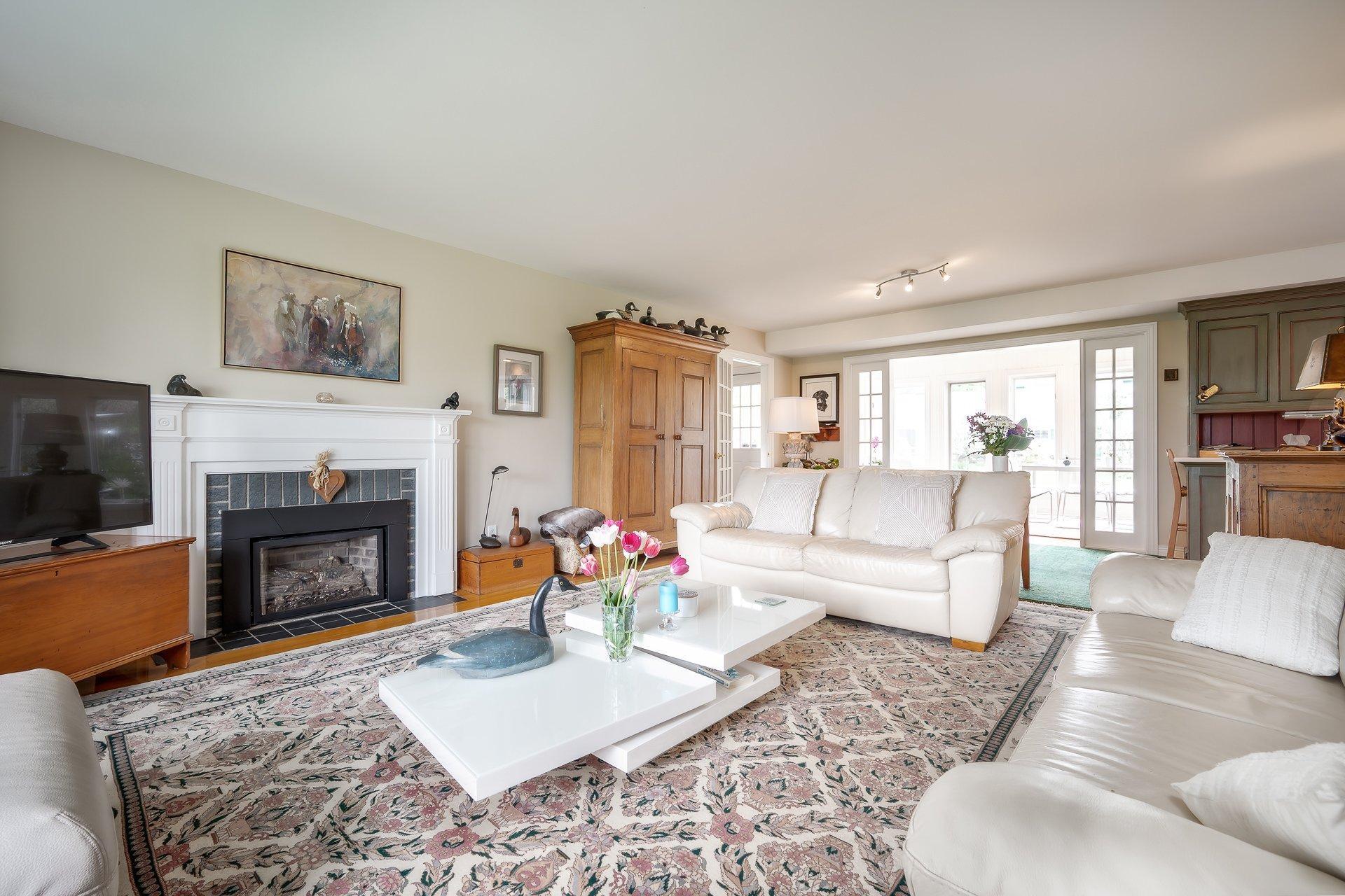 









76Z


Ch. Park

,
Rigaud,




QC
J0P1P0

