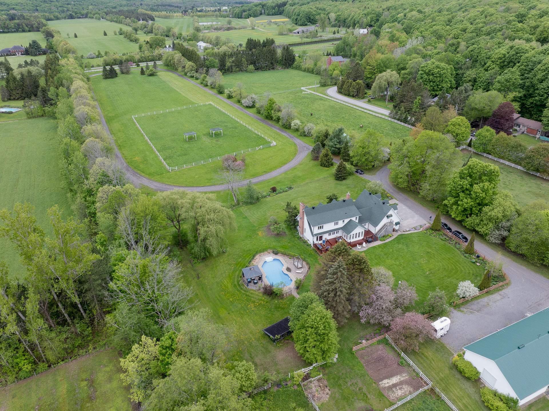 









76Z


Ch. Park

,
Rigaud,




QC
J0P1P0


