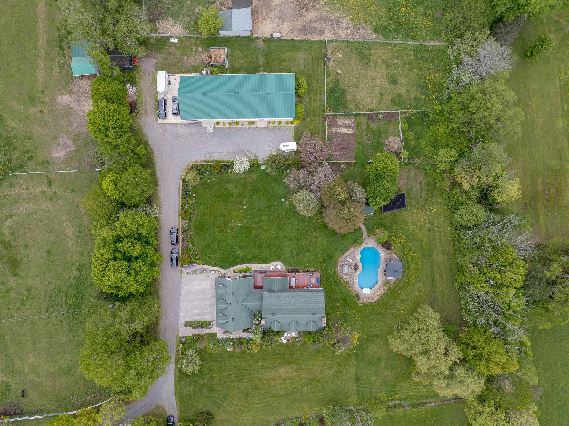 









76Z


Ch. Park

,
Rigaud,




QC
J0P1P0

