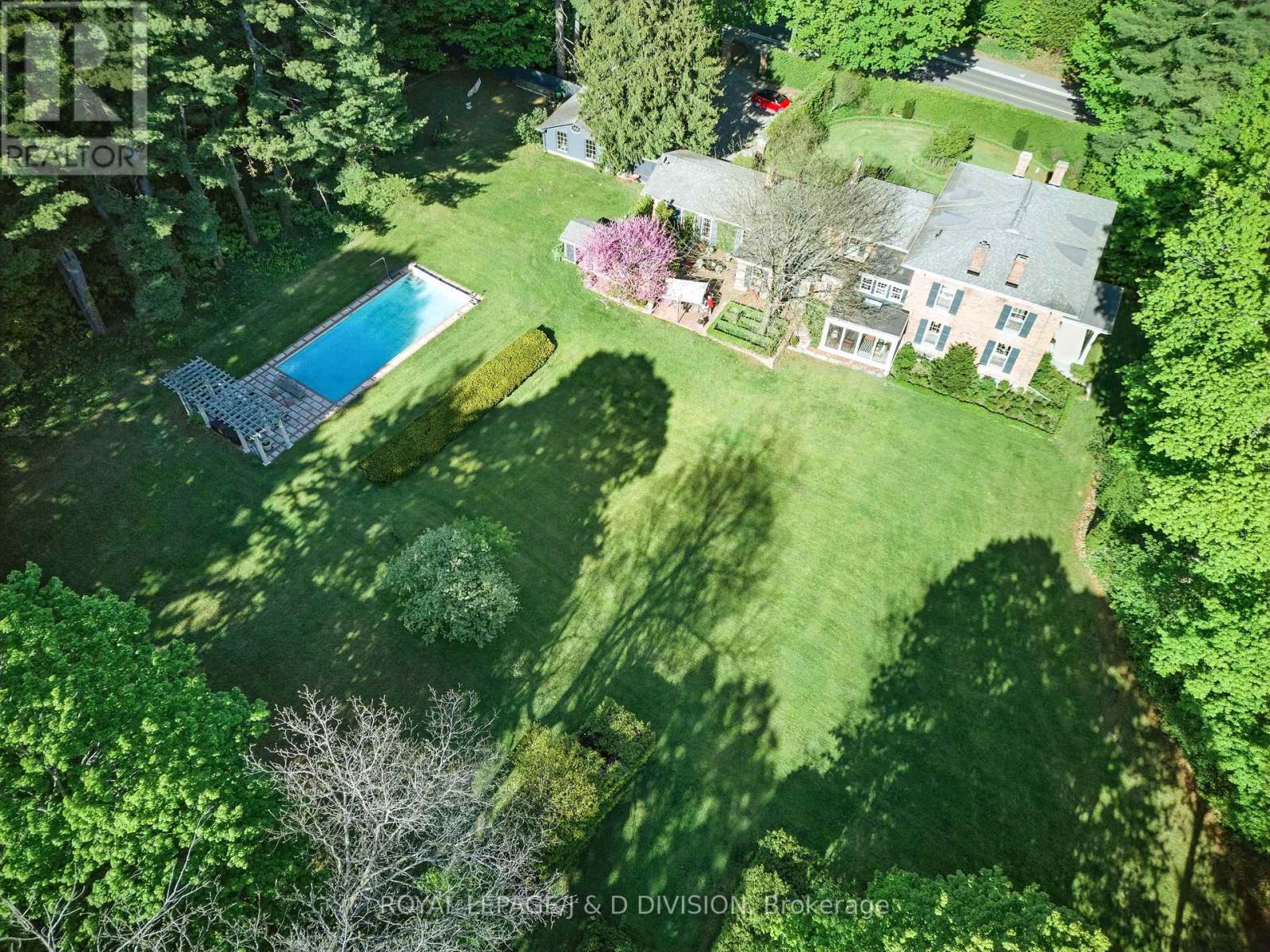 












4558 COUNTY RD 10

,
Port Hope,




Ontario
L1A3V5

