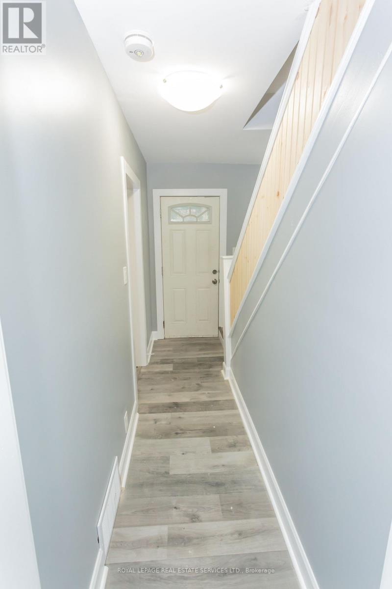 












41 KENNEDY STREET

,
Welland,




Ontario
L3B3R7

