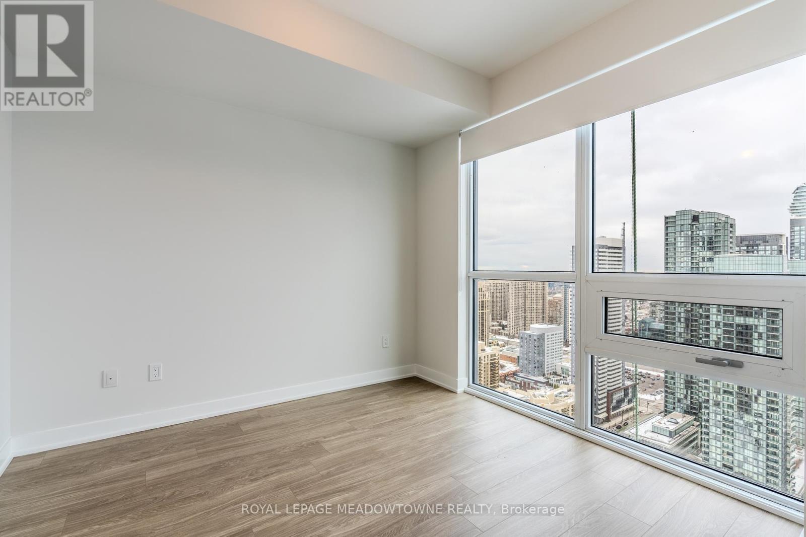 












3610 - 4130 PARKSIDE VILLAGE

,
Mississauga,




Ontario
L5B0L7

