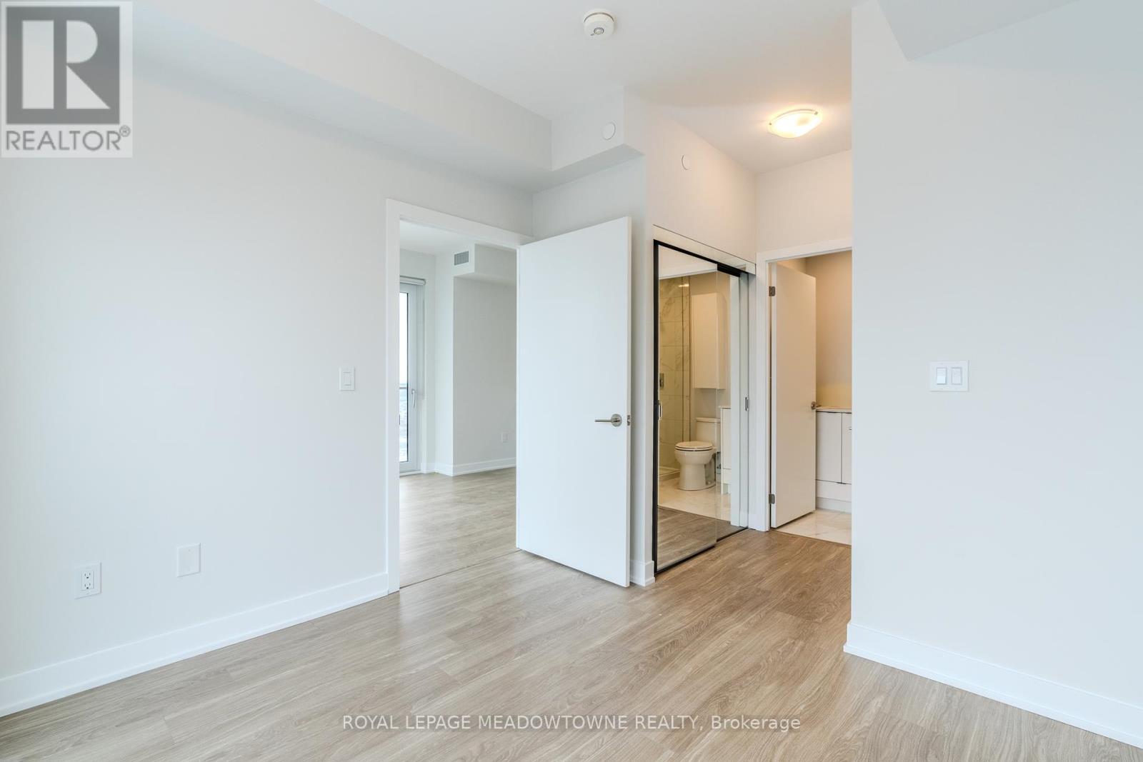 












3610 - 4130 PARKSIDE VILLAGE

,
Mississauga,




Ontario
L5B0L7

