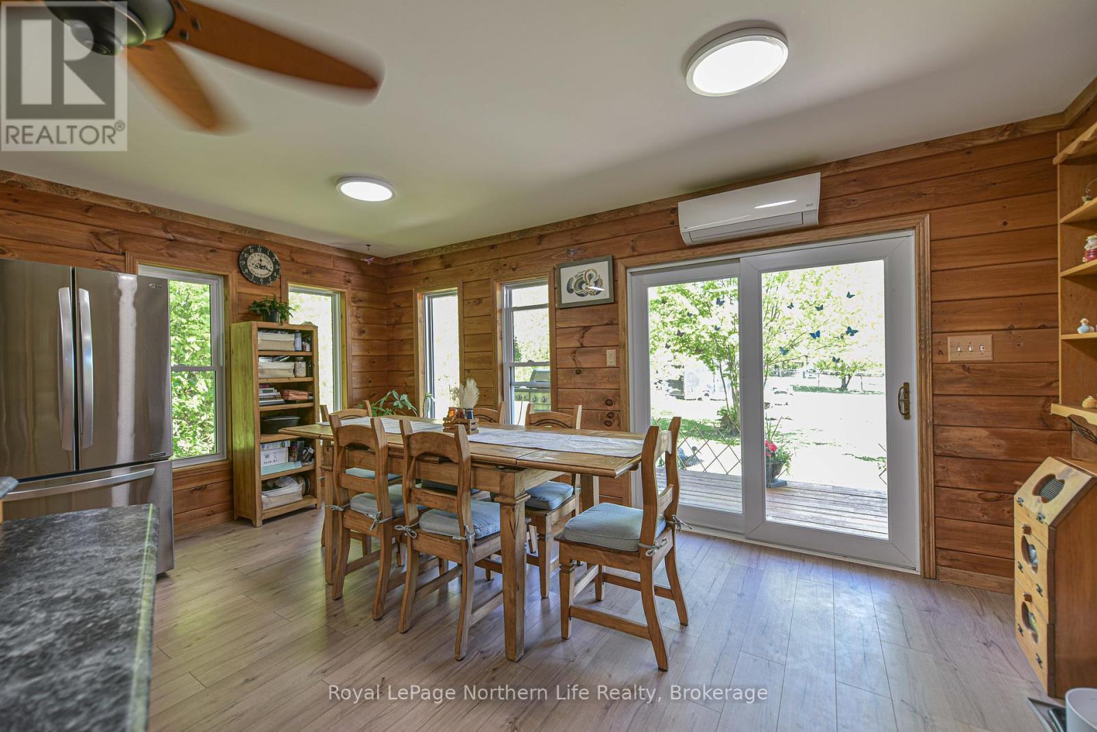 












1028 CARLYON LINE

,
Severn,




Ontario
L3V0W8

