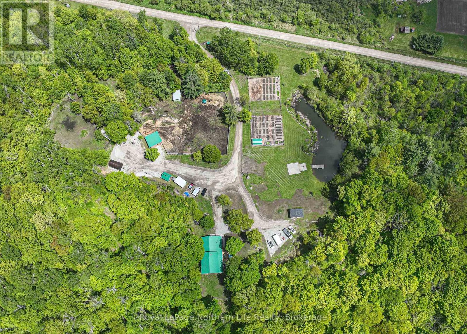 












1028 CARLYON LINE

,
Severn,




Ontario
L3V0W8

