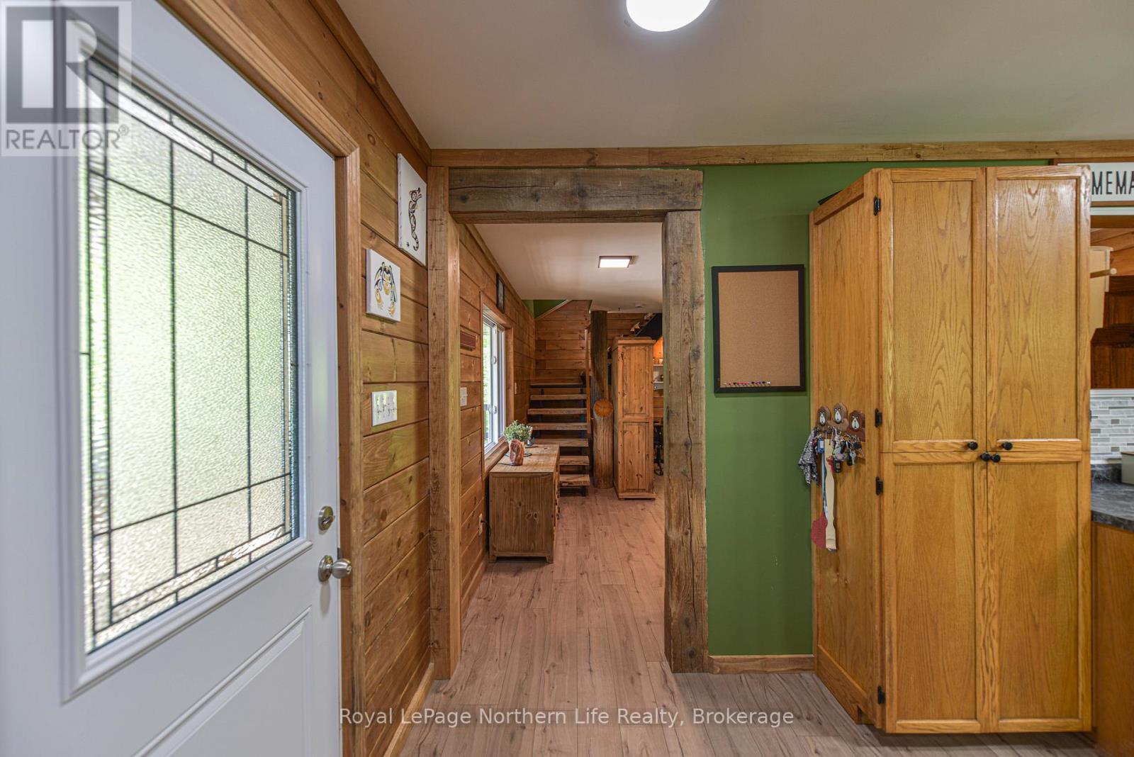 












1028 CARLYON LINE

,
Severn,




Ontario
L3V0W8

