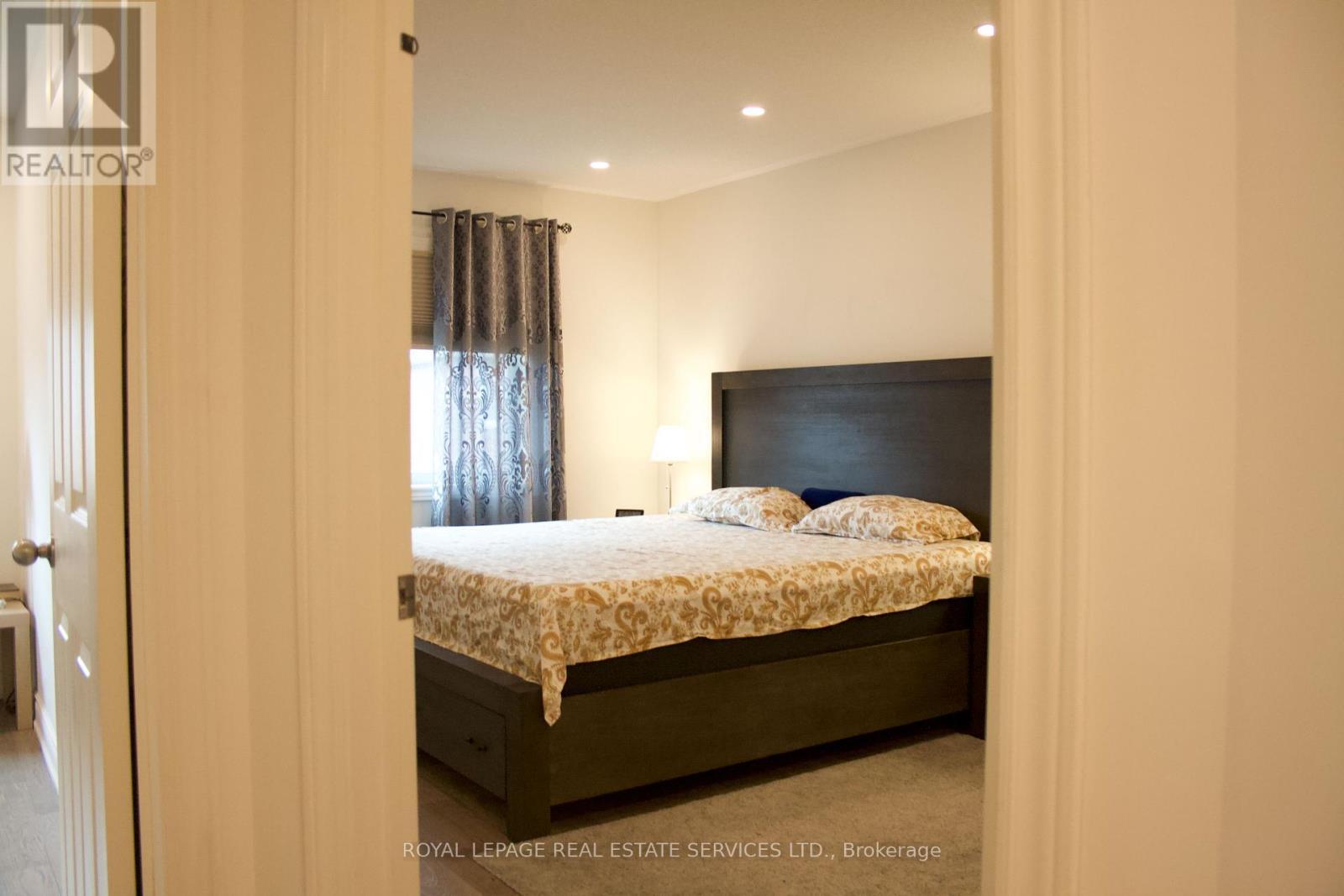 












630 MOCKRIDGE TERRACE

,
Milton,




Ontario
L6T8W1

