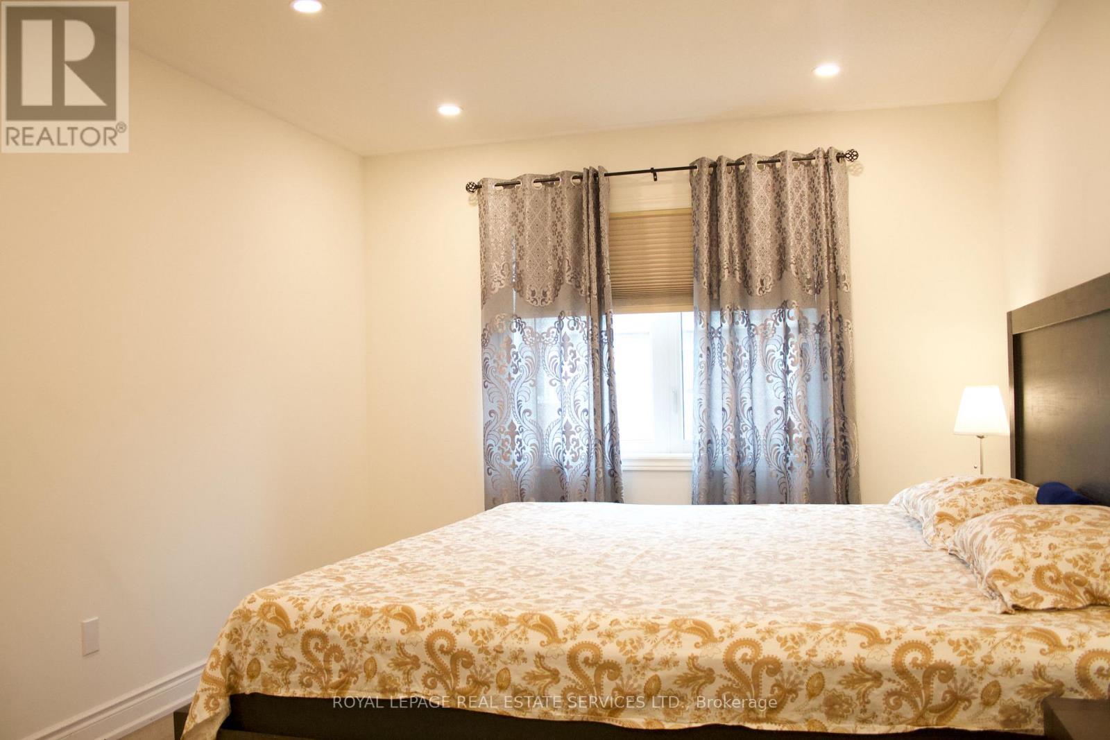 












630 MOCKRIDGE TERRACE

,
Milton,




Ontario
L6T8W1

