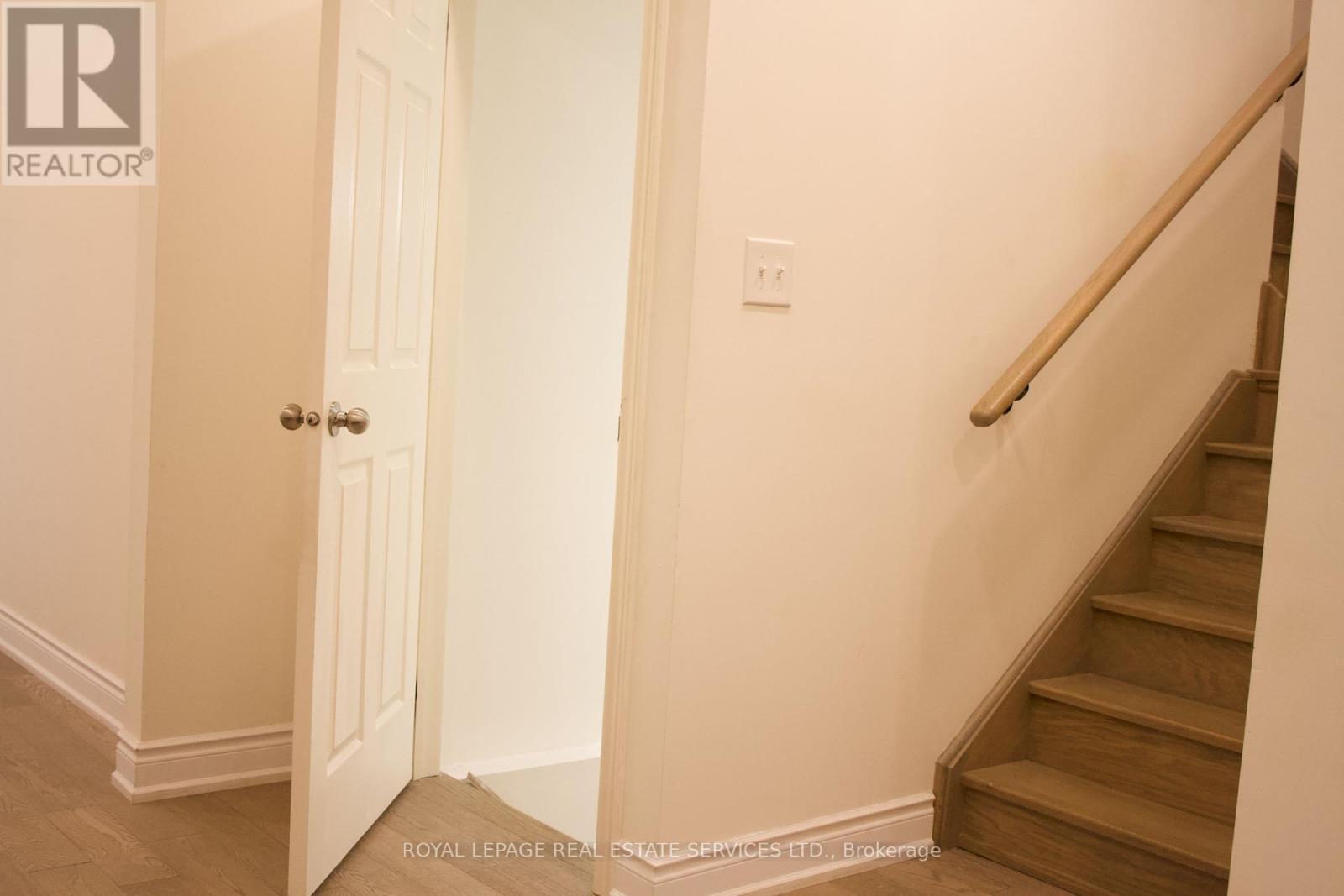 












630 MOCKRIDGE TERRACE

,
Milton,




Ontario
L6T8W1

