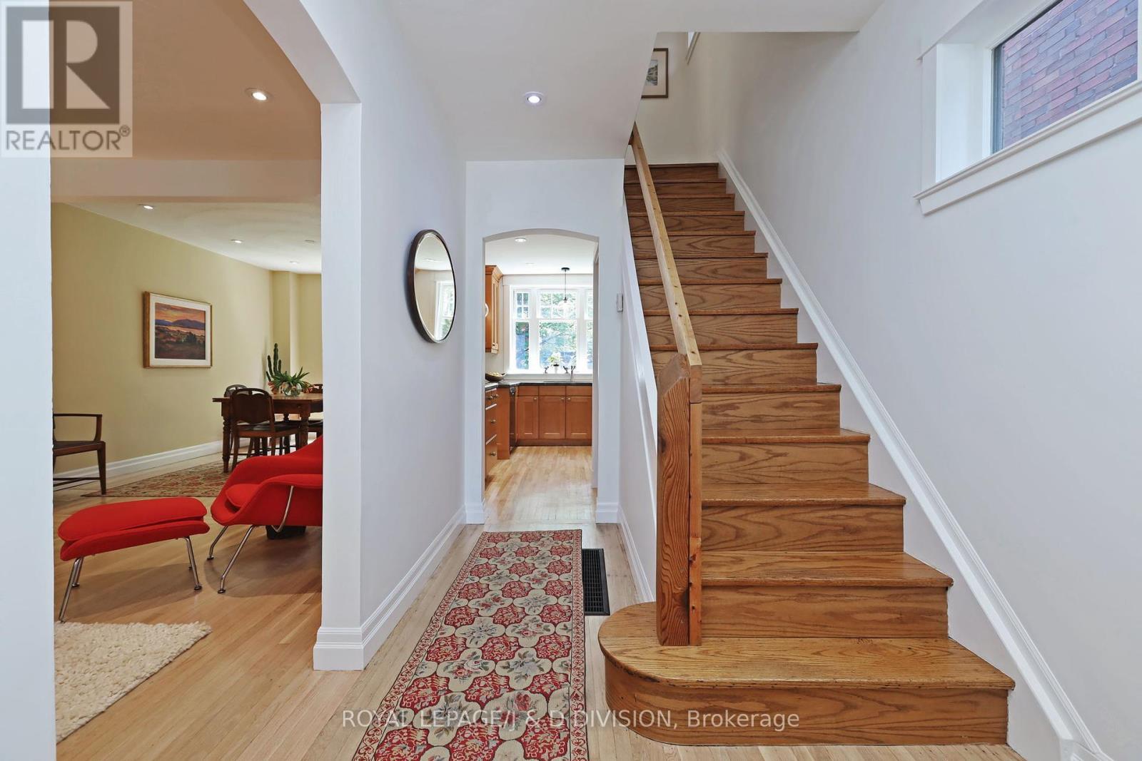 












39 TILSON ROAD

,
Toronto,




Ontario
M4S1P3

