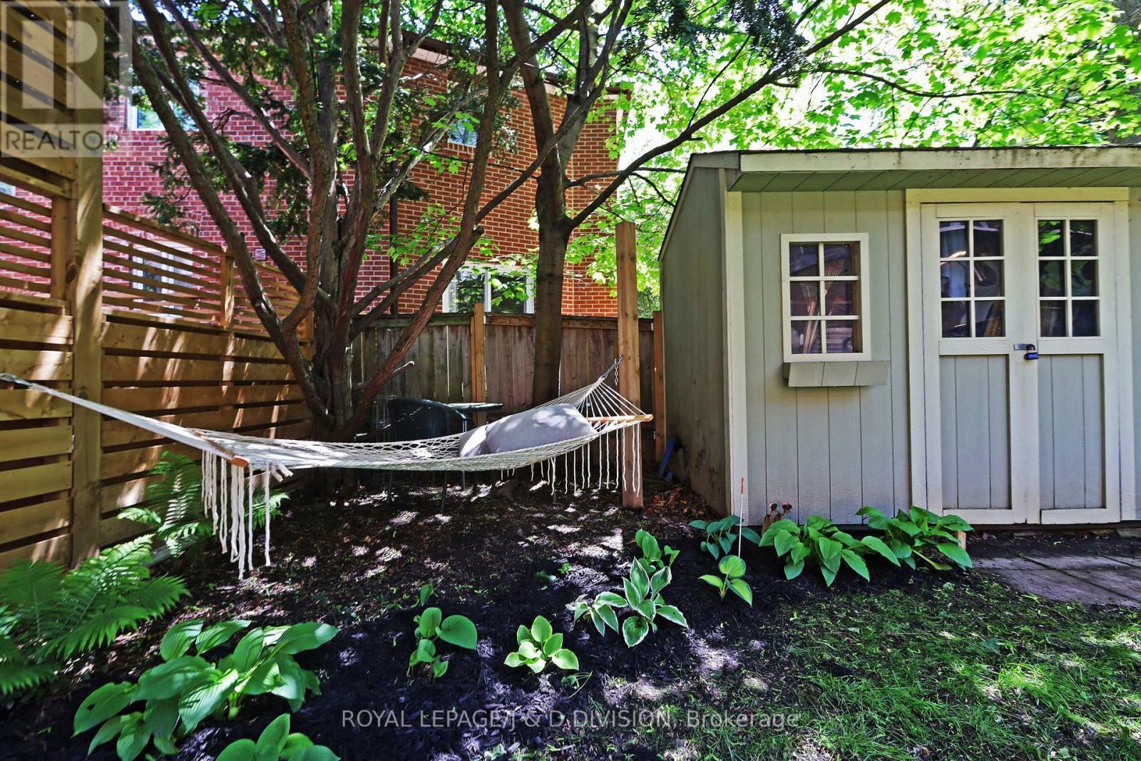 












39 TILSON ROAD

,
Toronto,




Ontario
M4S1P3

