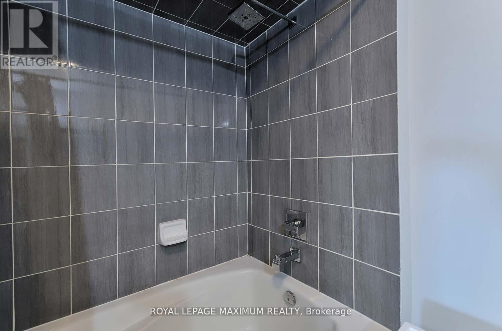 












214 - 3905 MAJOR MACKENZIE DRIVE W

,
Vaughan,




Ontario
L4H4J9

