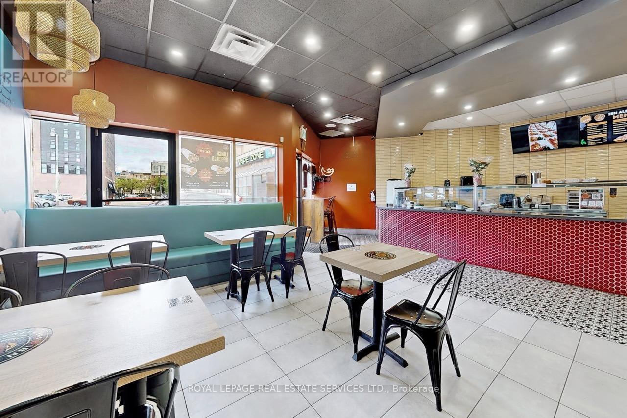 












5 - 96 MAIN STREET E

,
Hamilton,




Ontario
L8N1G3

