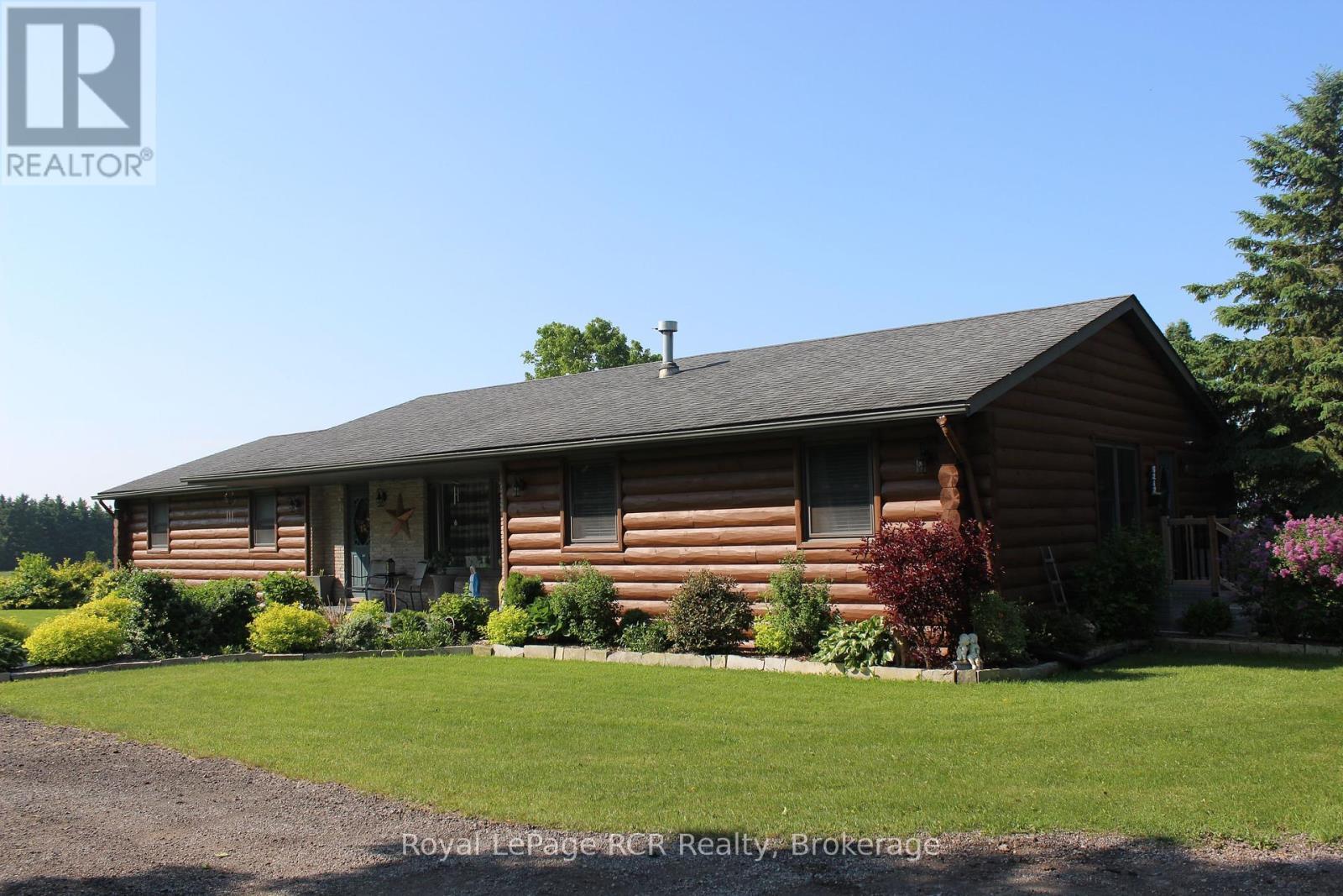 












6212 SIXTH LINE

,
Centre Wellington,







Ontario
N0B1J0

