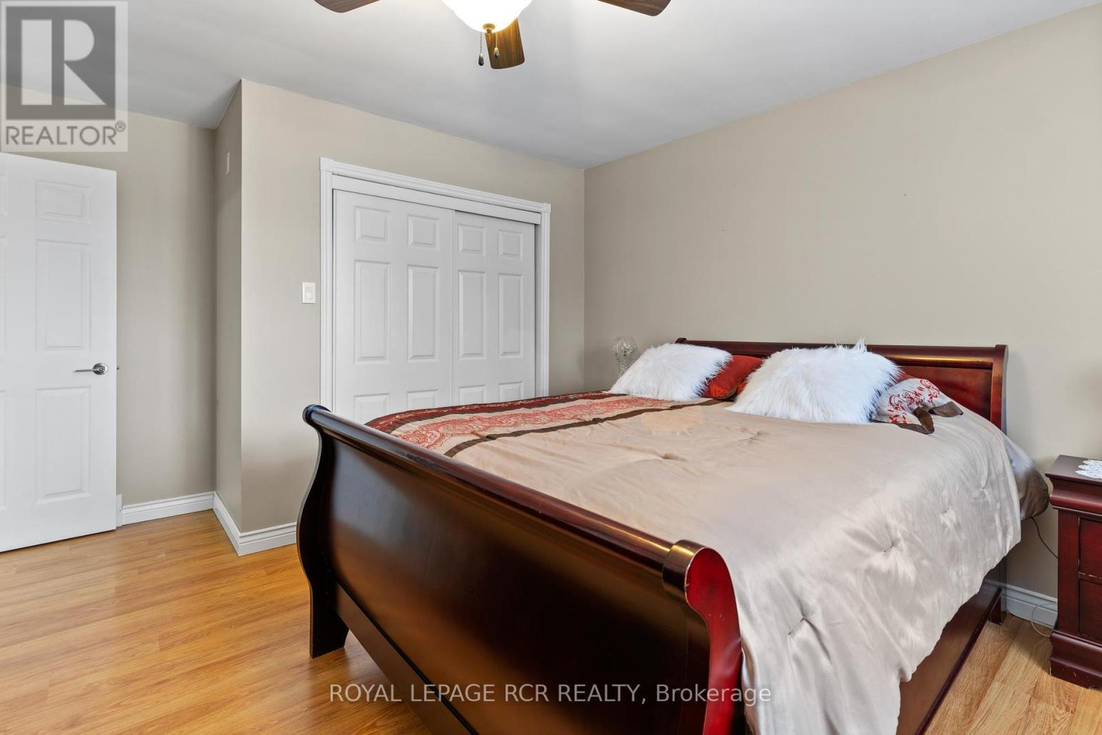 












6212 SIXTH LINE

,
Centre Wellington,







Ontario
N0B1J0

