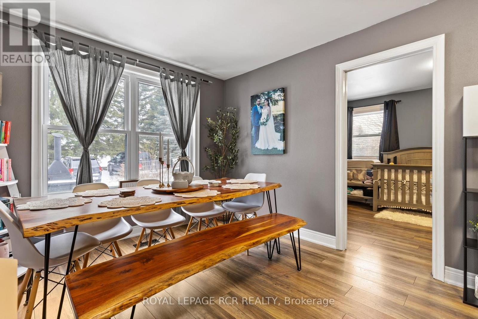 












6212 SIXTH LINE

,
Centre Wellington,







Ontario
N0B1J0

