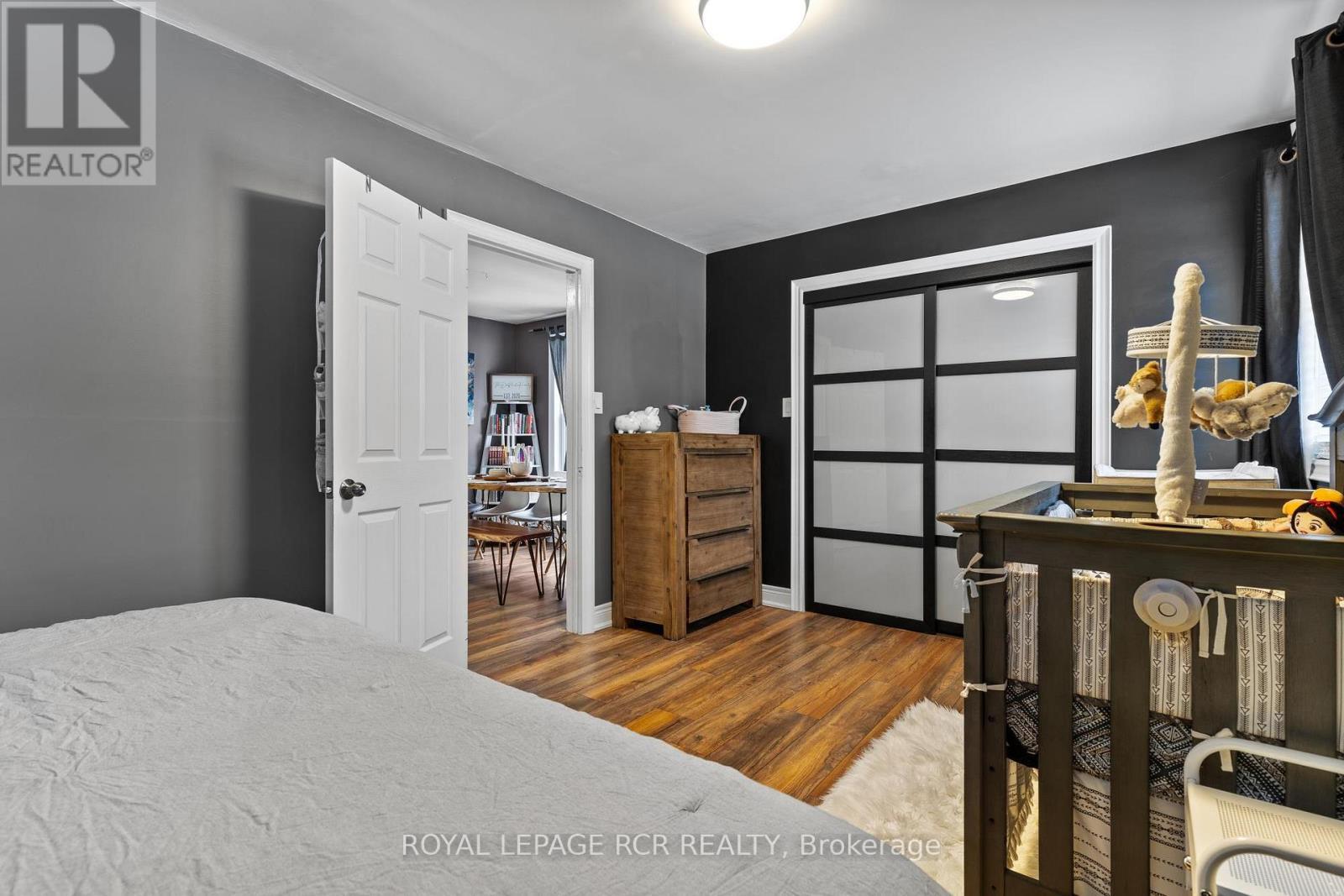 












6212 SIXTH LINE

,
Centre Wellington,







Ontario
N0B1J0

