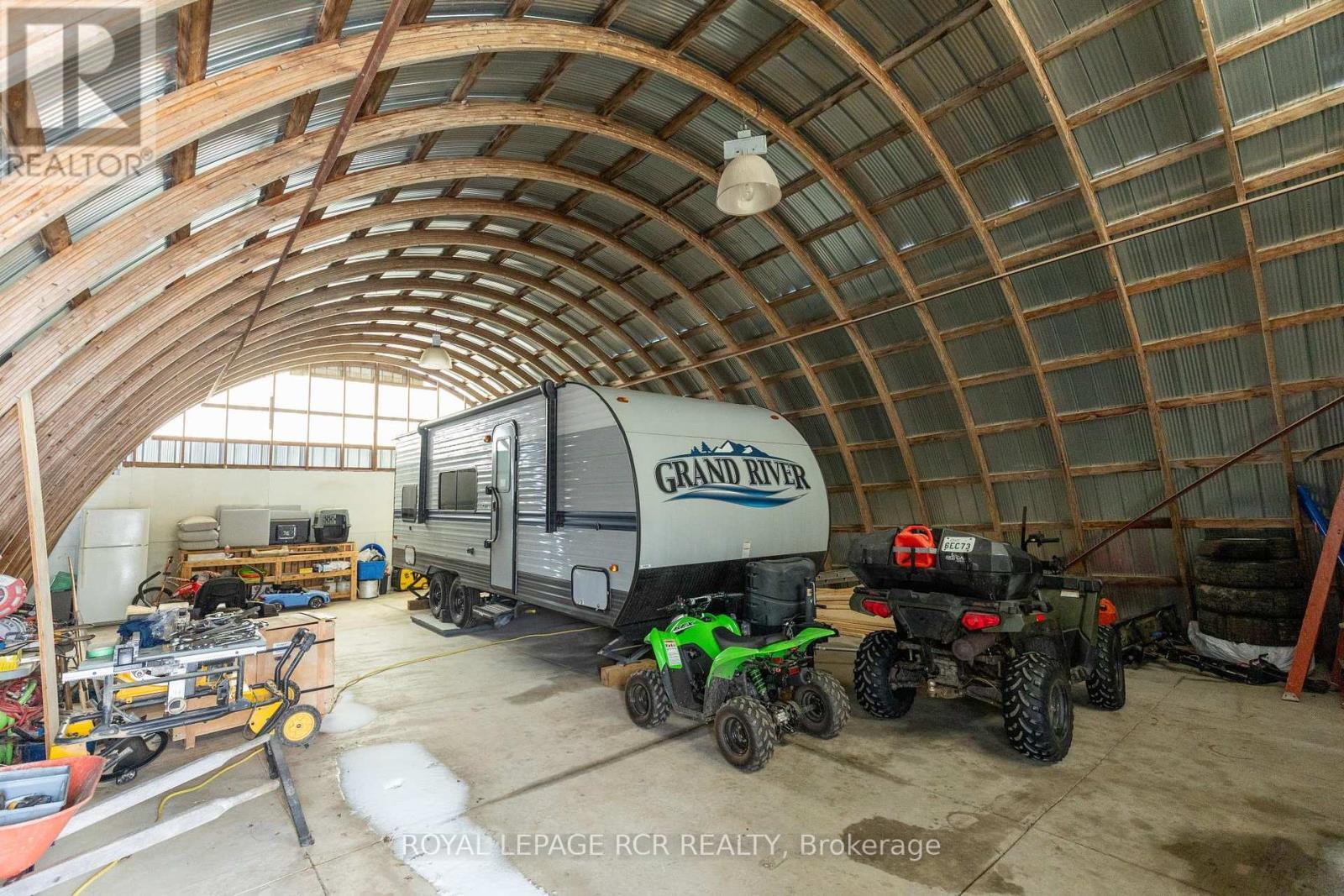 












6212 SIXTH LINE

,
Centre Wellington,







Ontario
N0B1J0


