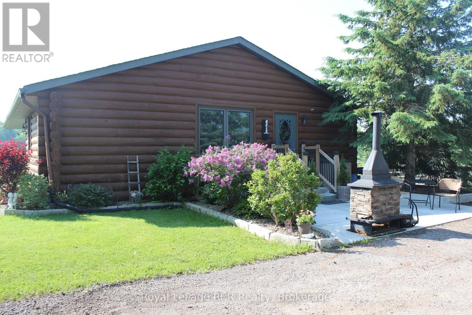 












6212 SIXTH LINE

,
Centre Wellington,







Ontario
N0B1J0


