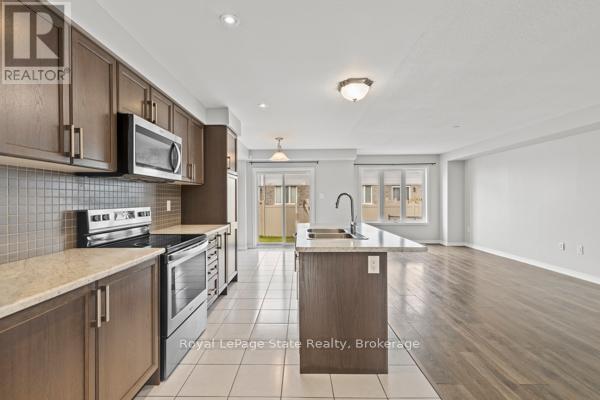 












7765 REDBUD LANE

,
Niagara Falls (Brown),




Ontario
L2H3S2

