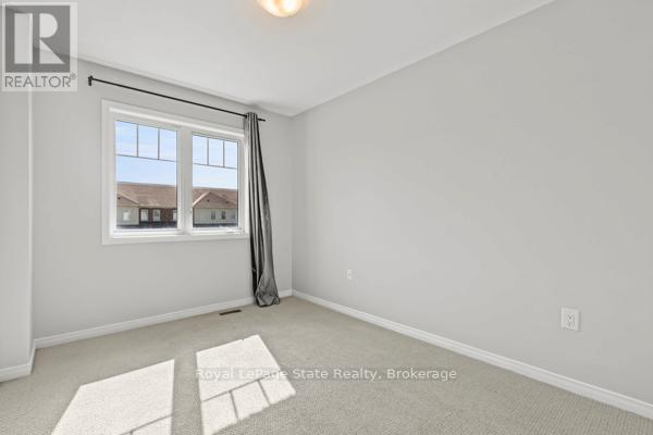 












7765 REDBUD LANE

,
Niagara Falls (Brown),




Ontario
L2H3S2

