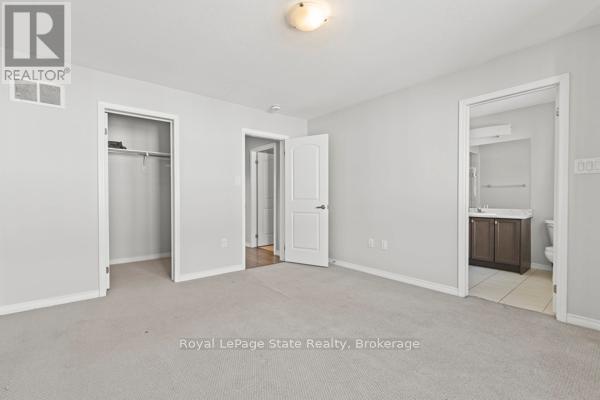 












7765 REDBUD LANE

,
Niagara Falls (Brown),




Ontario
L2H3S2

