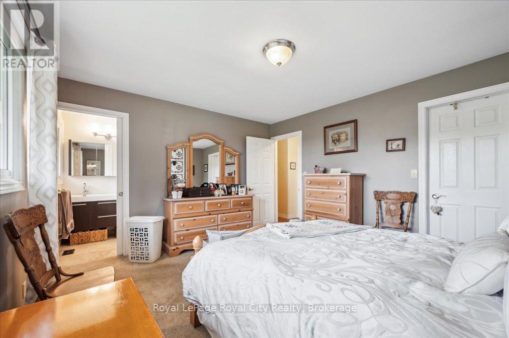 












4540 20 SIDE ROAD N

,
Puslinch,




Ontario
N1H6J3

