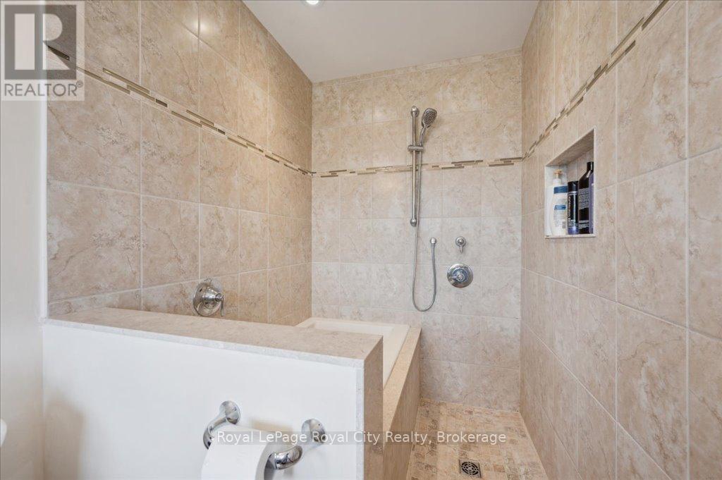












4540 20 SIDE ROAD N

,
Puslinch,




Ontario
N1H6J3

