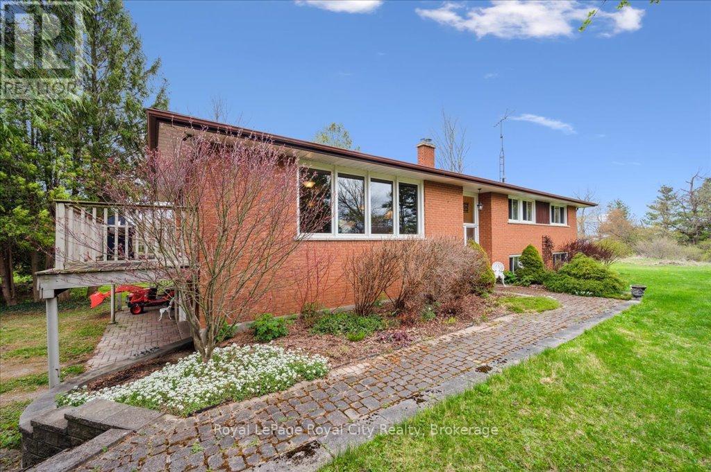 












4540 20 SIDE ROAD N

,
Puslinch,




Ontario
N1H6J3

