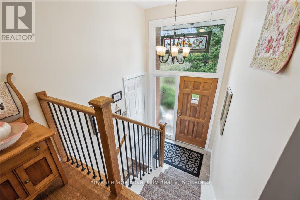 












4540 20 SIDE ROAD N

,
Puslinch,




Ontario
N1H6J3

