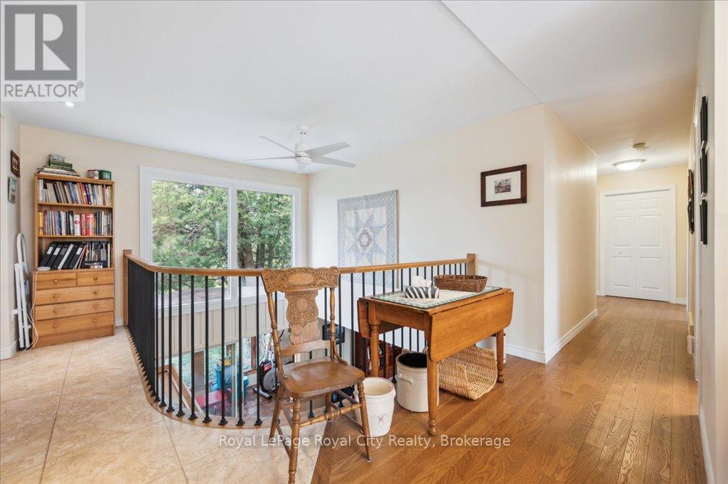 












4540 20 SIDE ROAD N

,
Puslinch,




Ontario
N1H6J3

