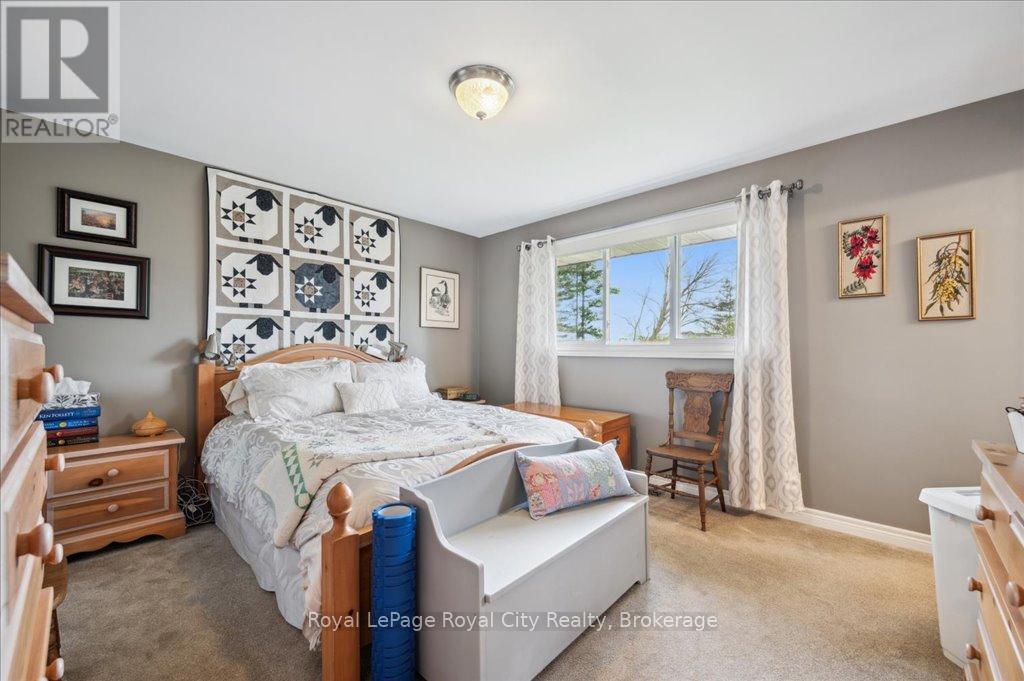 












4540 20 SIDE ROAD N

,
Puslinch,




Ontario
N1H6J3

