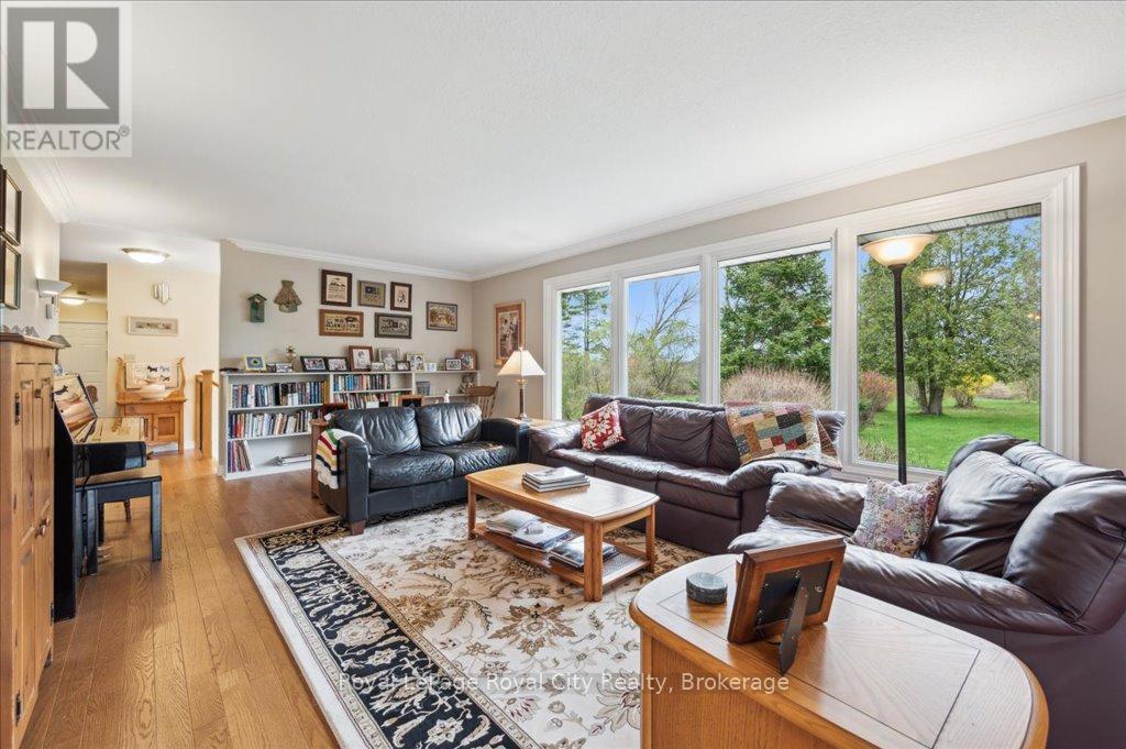 












4540 20 SIDE ROAD N

,
Puslinch,




Ontario
N1H6J3

