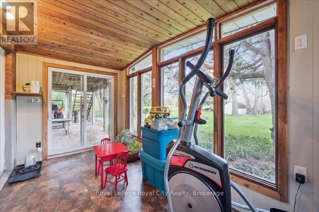 












4540 20 SIDE ROAD N

,
Puslinch,




Ontario
N1H6J3

