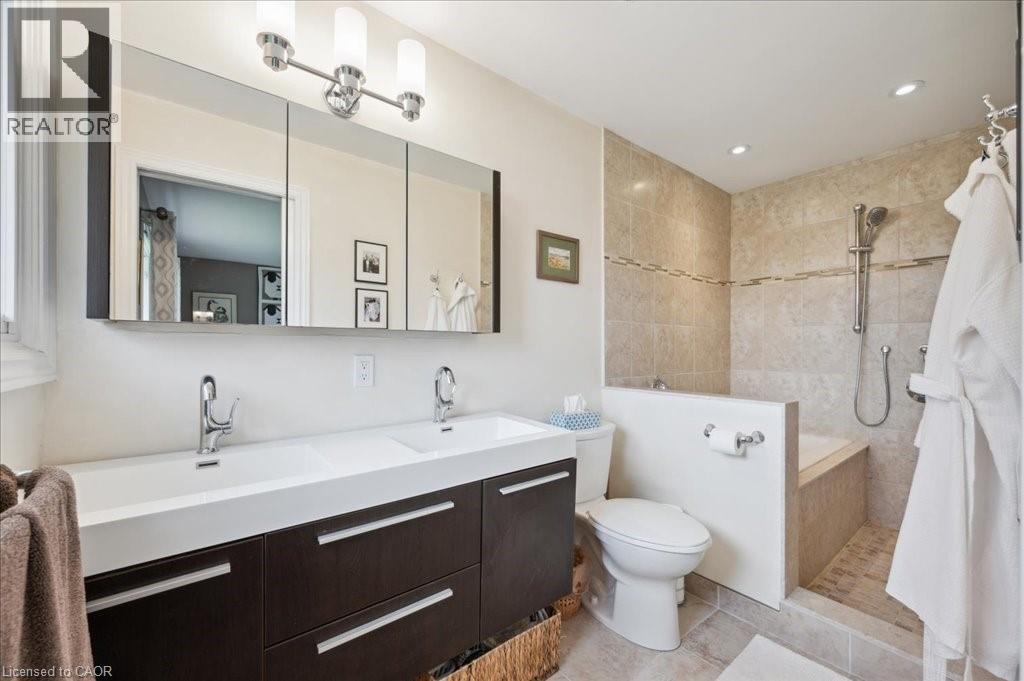 












4540 20 Sideroad N

,
Puslinch,




Ontario
N1H6J3

