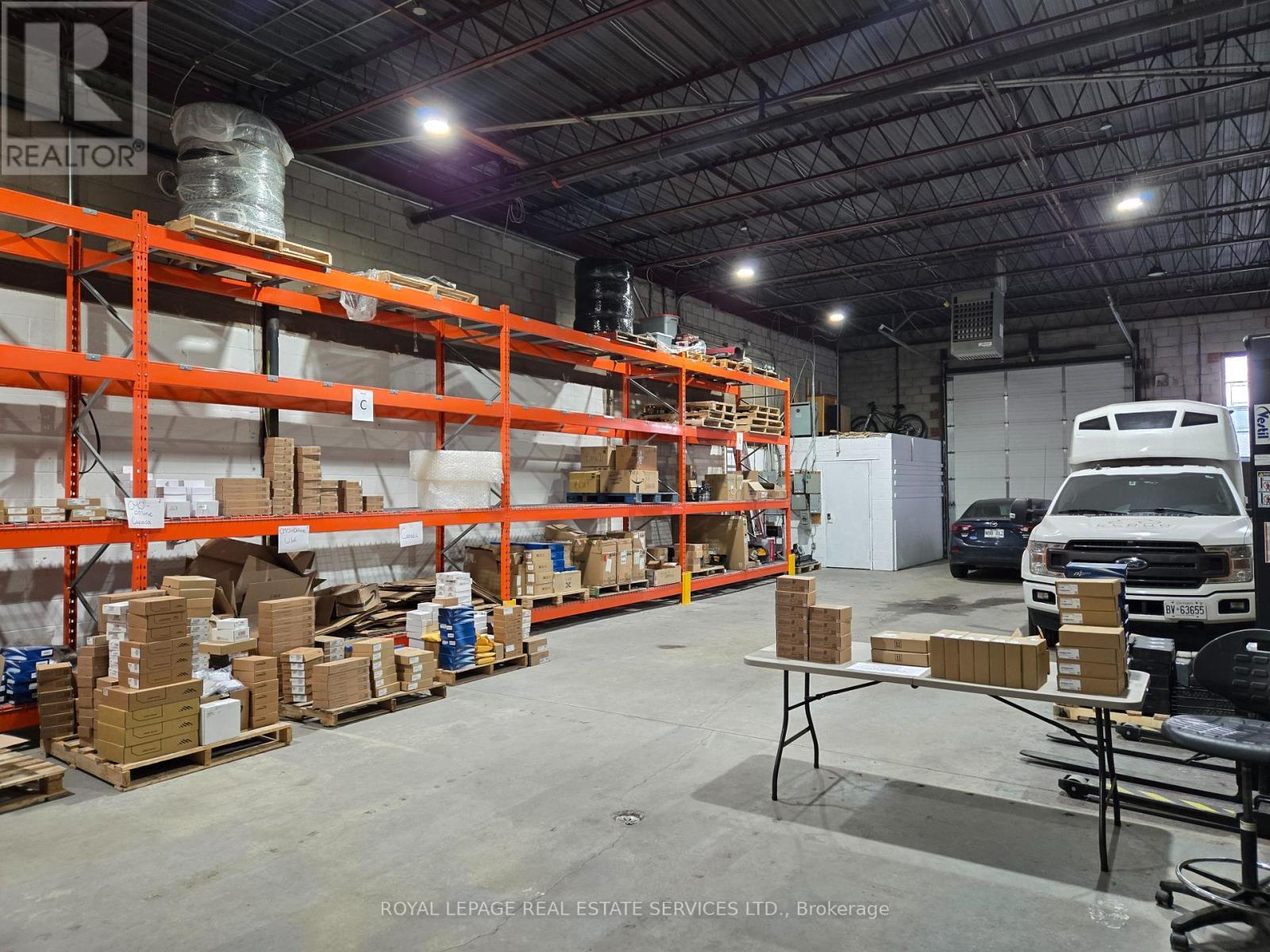 












13 - 8201 KEELE STREET

,
Vaughan,




Ontario
L4K1Z4

