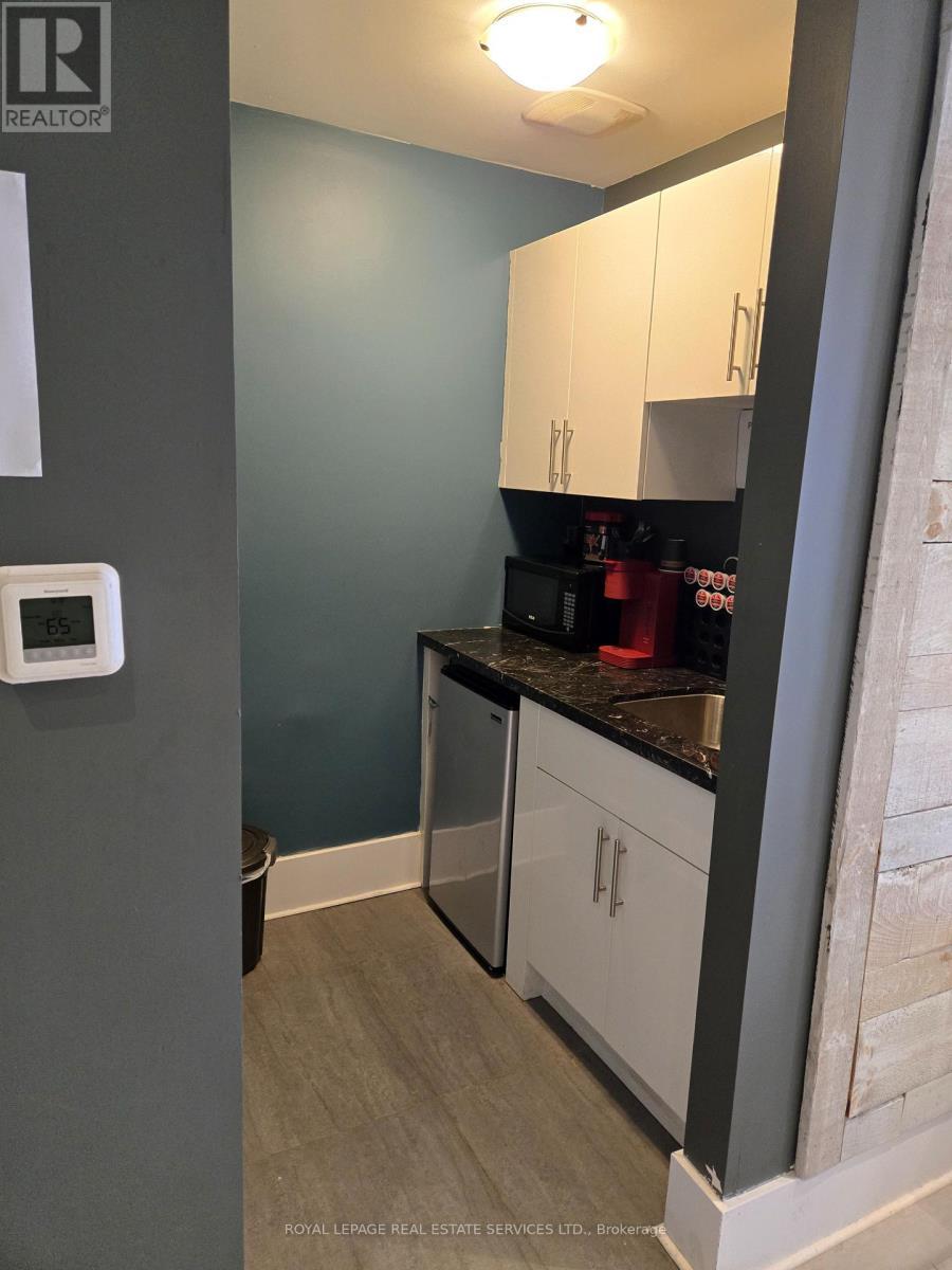 












13 - 8201 KEELE STREET

,
Vaughan,




Ontario
L4K1Z4

