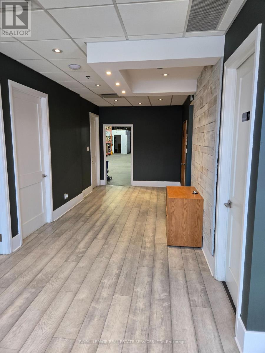 












13 - 8201 KEELE STREET

,
Vaughan,




Ontario
L4K1Z4

