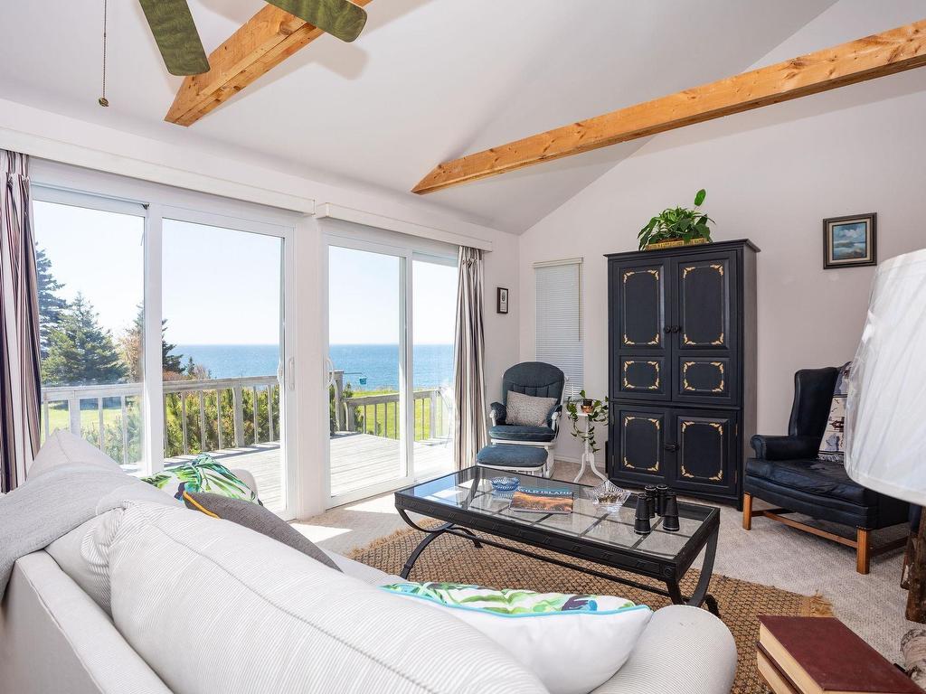 












4467 Cape Bear Road

,
High Bank,




PE
C0A 1W0


