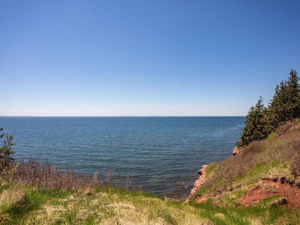 












4467 Cape Bear Road

,
High Bank,




PE
C0A 1W0

