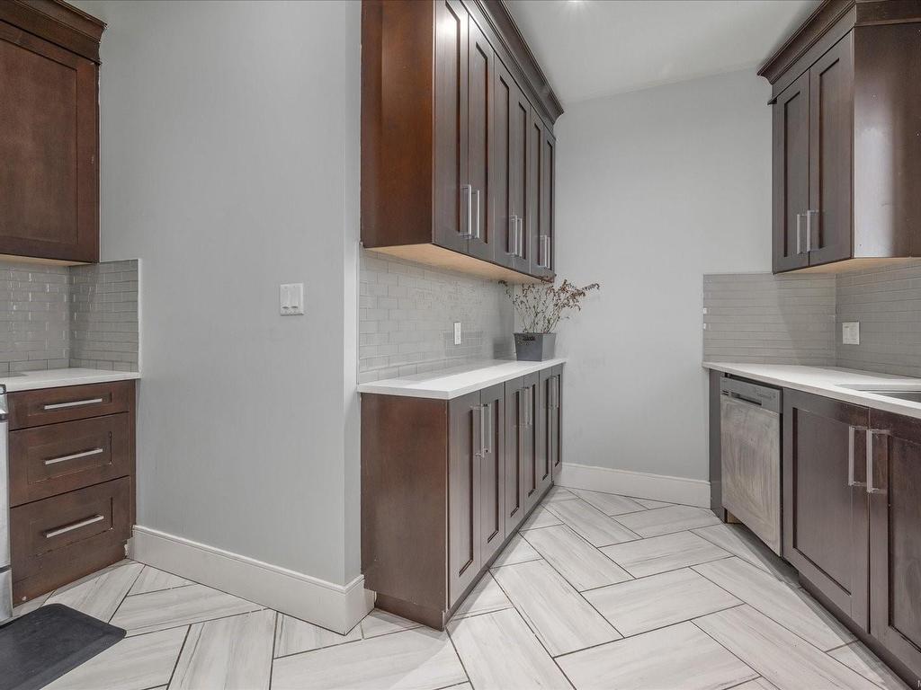 









4696


Laguna

Way,
Nanaimo,




BC
V9T 0A7

