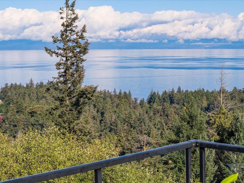 









4696


Laguna

Way,
Nanaimo,




BC
V9T 0A7

