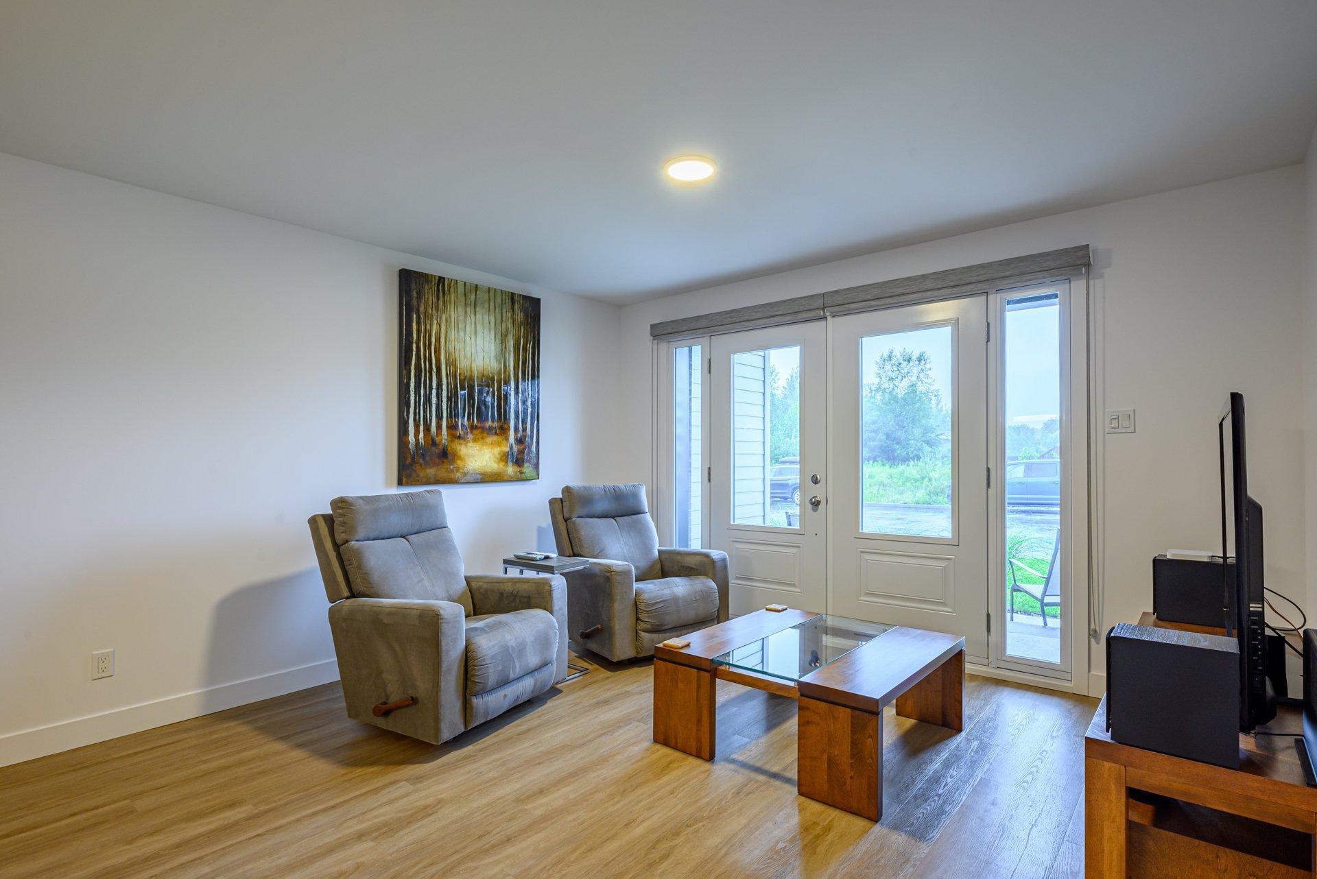 









449

 - 455


Rue du Faubourg

,
Nicolet,




QC
J3T0E7

